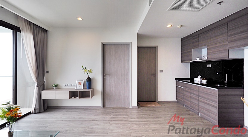 Aeras Beachfront Jomtien Condo For Sale - AERAS06-3