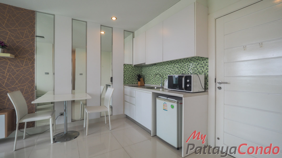 Amazon Residence Pattaya Condo For Sale - AMZ24