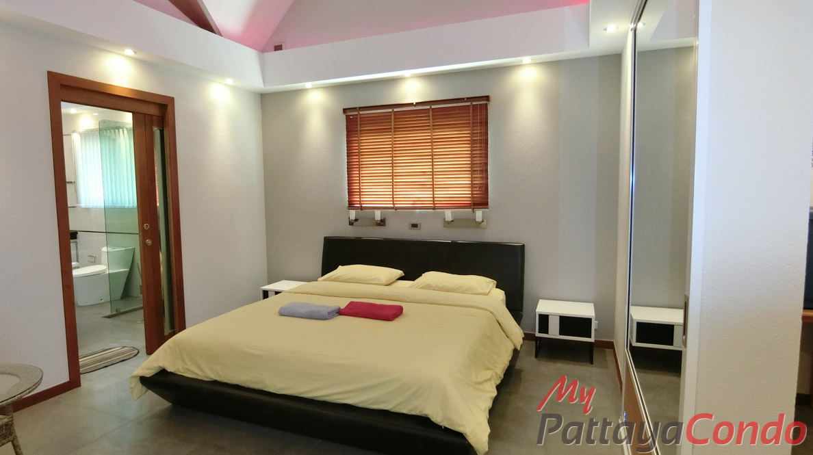 Boutique Garden Pool Villas Jomtien House For Sale - HJCTD02-21