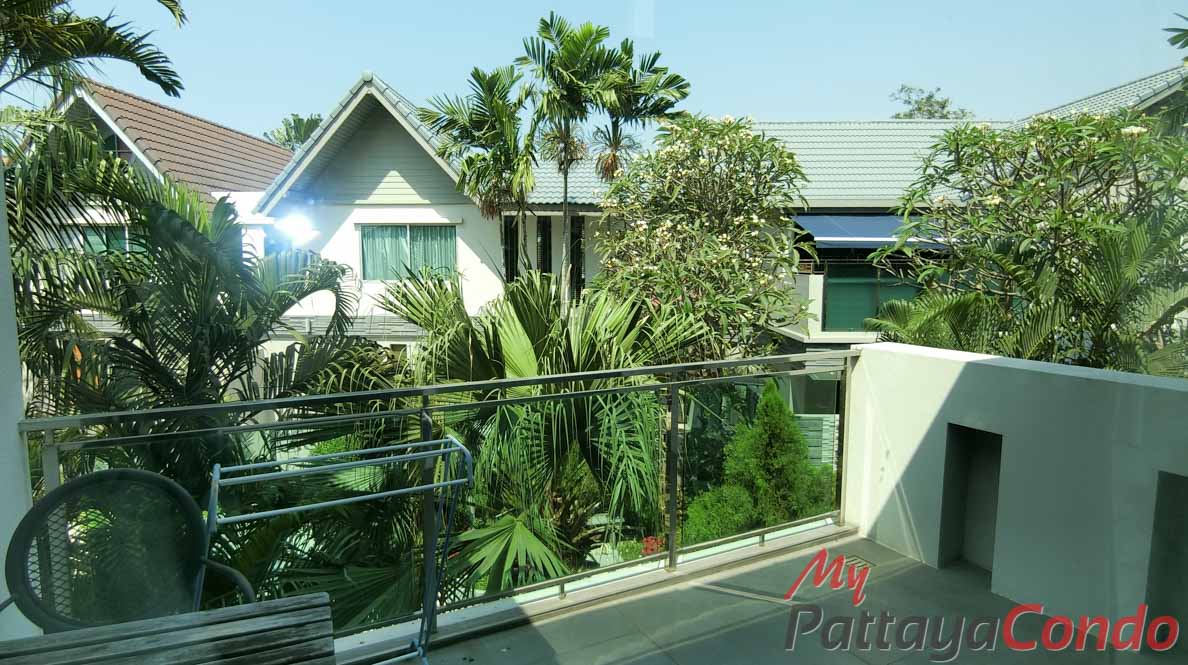 Boutique Garden Pool Villas Jomtien House For Sale - HJCTD02