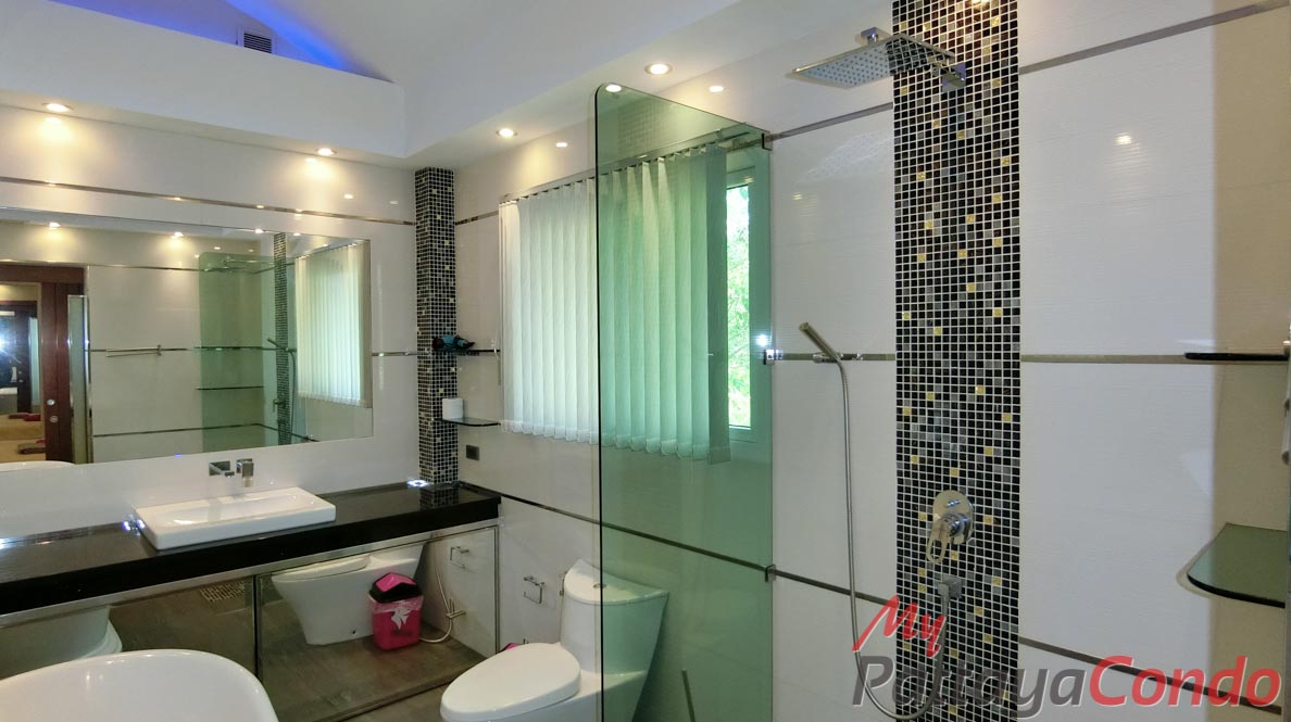 Boutique Garden Pool Villas Jomtien House For Sale - HJCTD02
