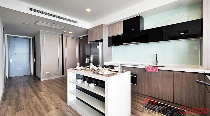 Cetus Beachfront Condo Pattaya For Sale - CETUS10