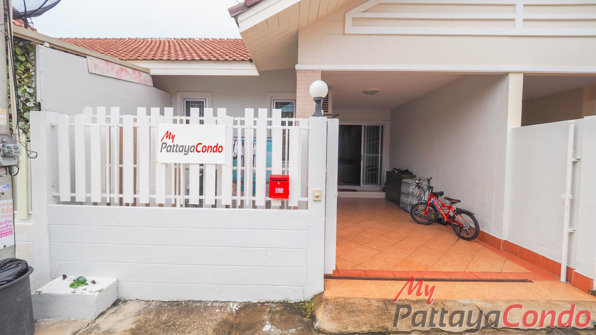 Chokchai Village 7 Townhouse Pattaya For Sale - HECCV701-0