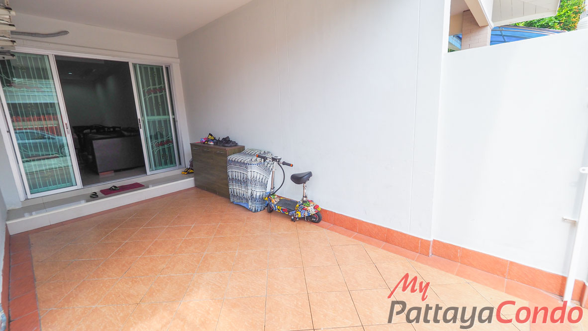 Chokchai Village 7 Townhouse Pattaya For Sale - HECCV701-3