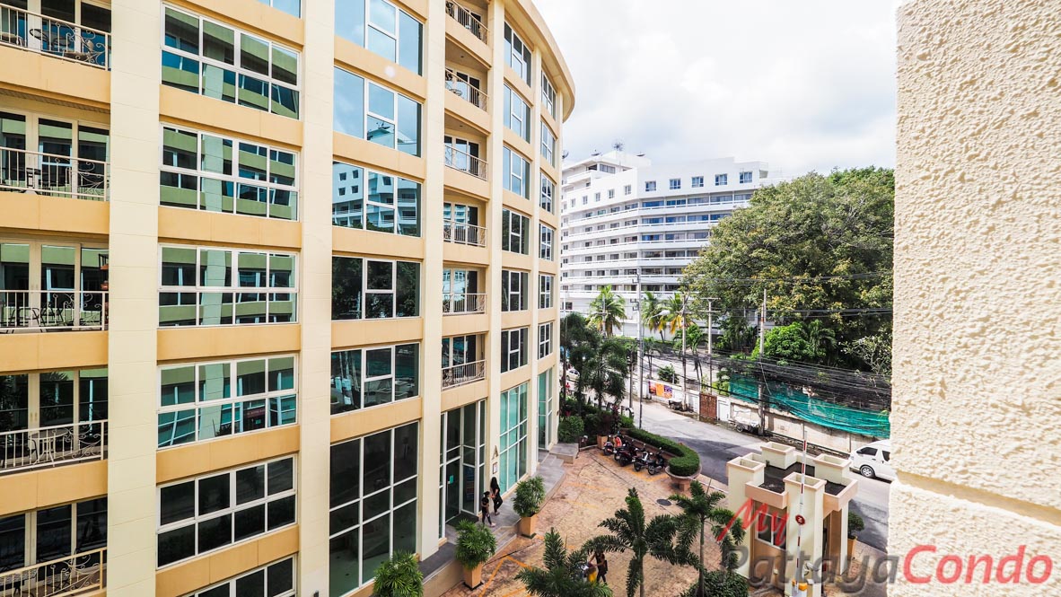 City Garden Pattaya Condo For Sale - CGP24