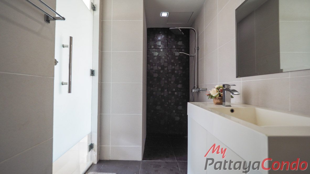 Club Royal Wong Amat Pattaya For Sale - CLUBR28
