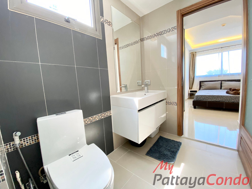 Club Royal Wong Amat Pattaya For Sale - CLUBR26