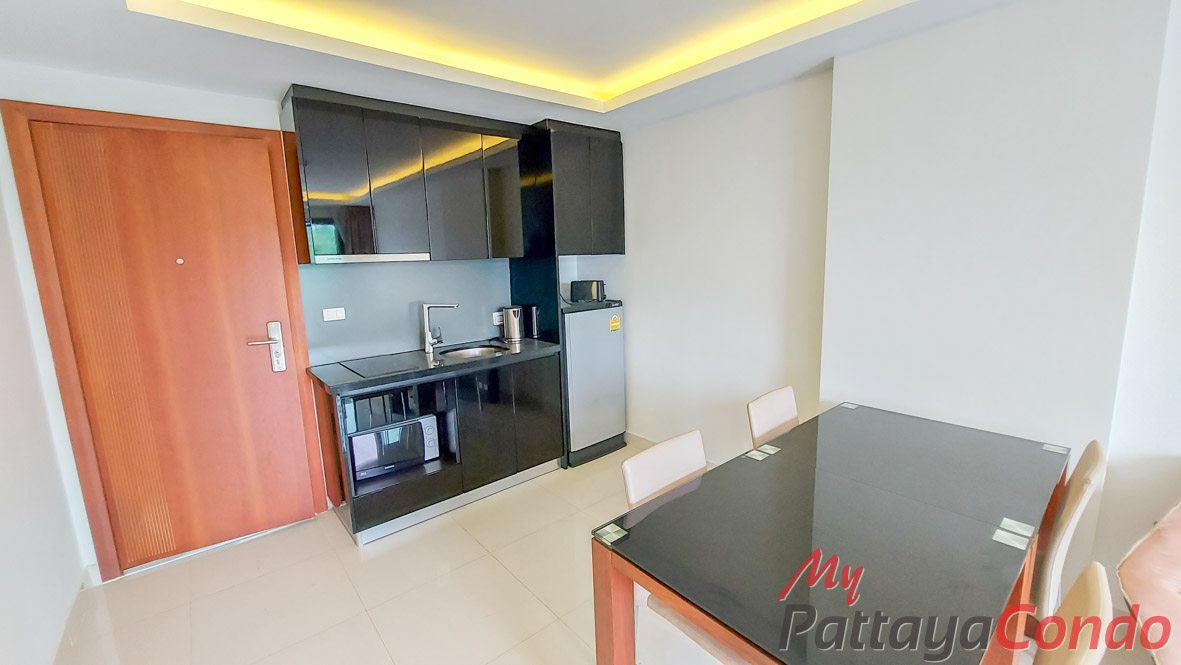 Club Royal Wong Amat Pattaya For Sale - CLUBR23