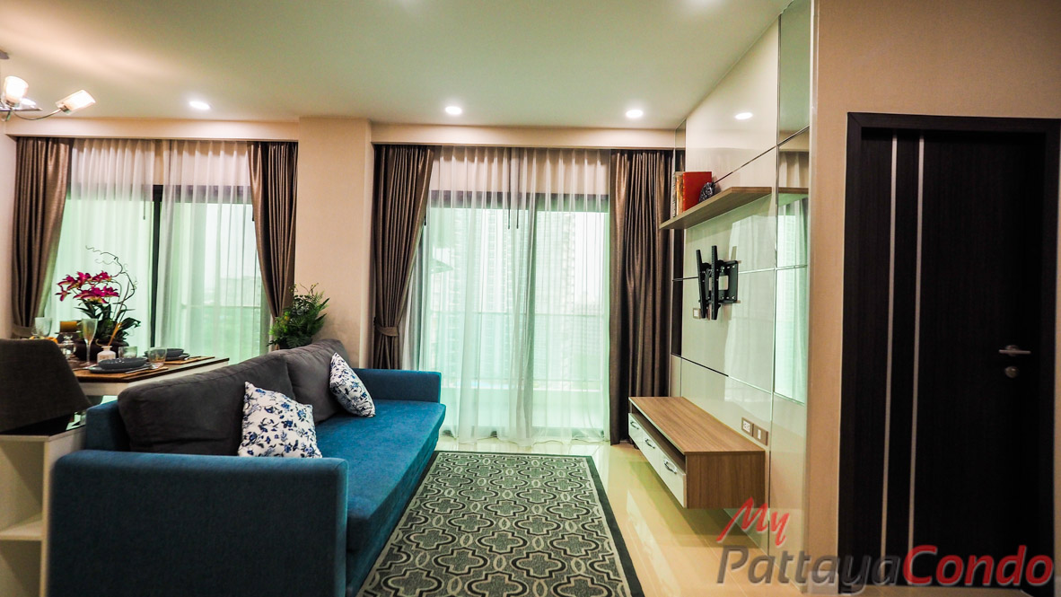 Dusit Grand Condo View For Sale - DUSITG09