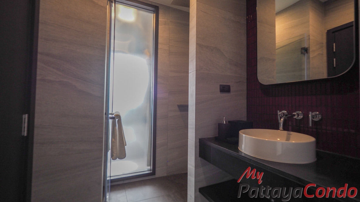 Edge Central Pattaya Condo For Sale - EDGE04