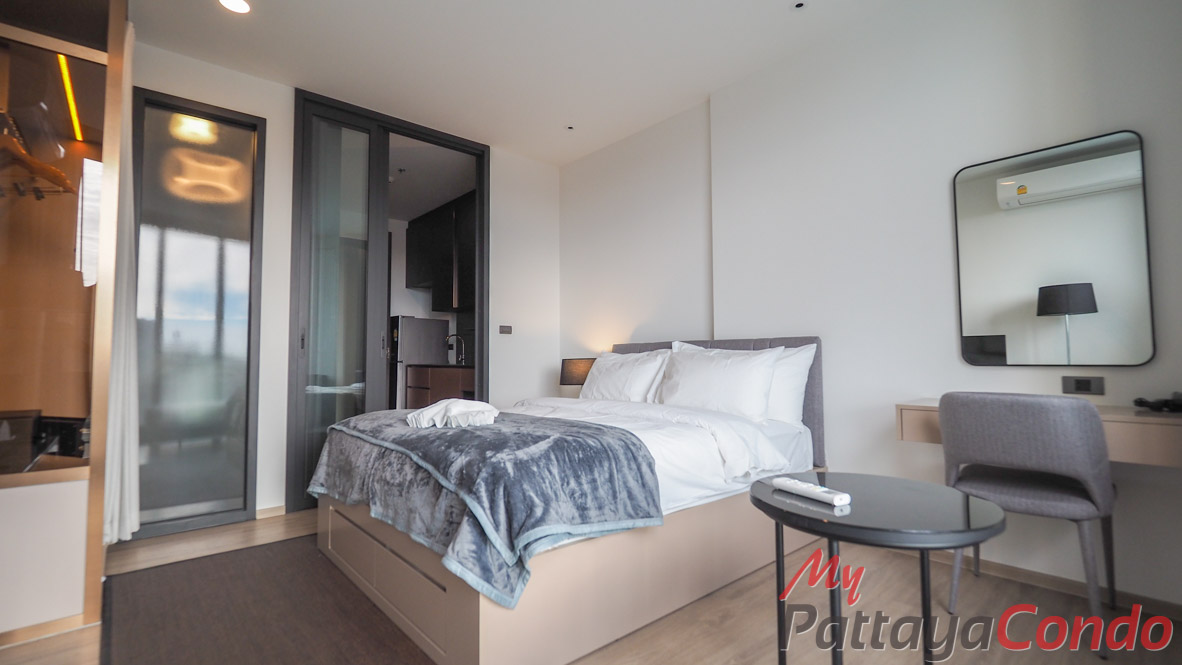 Edge Central Pattaya Condo For Sale - EDGE04