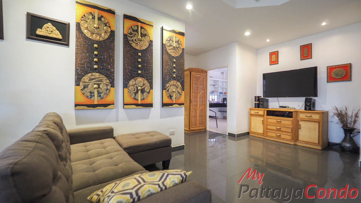 Ekmongkol Village 1 Pattaya For Sale - HEEMK01