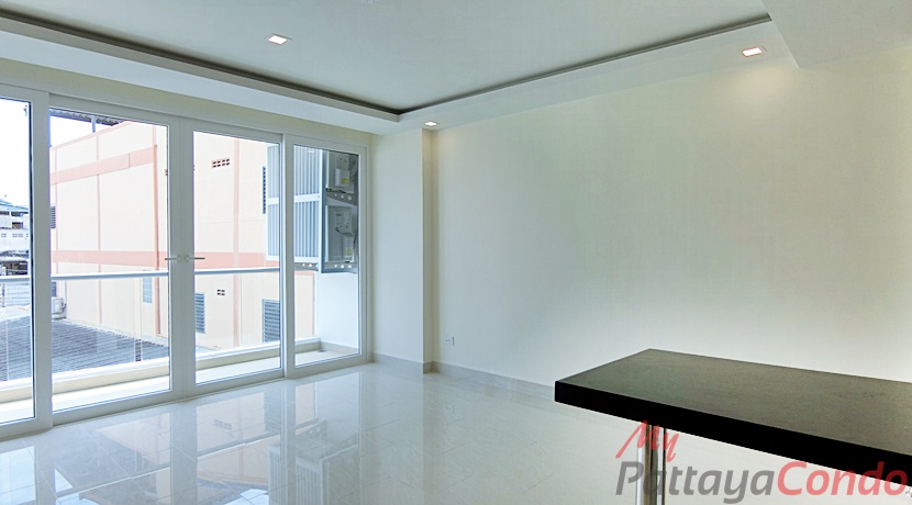 Grand Avenue Residence Pattaya Condo For Sale - GRAND109
