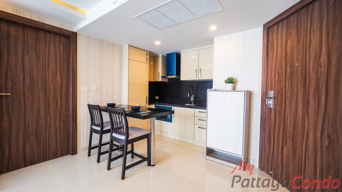 Grand Avenue Residence Pattaya Condo For Sale - GRAND124