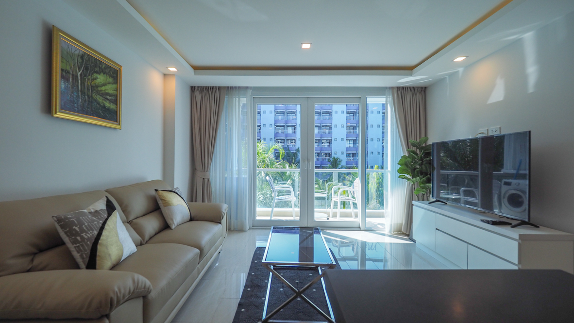 Grand Avenue Residence Pattaya Condo For Sale - GRAND158