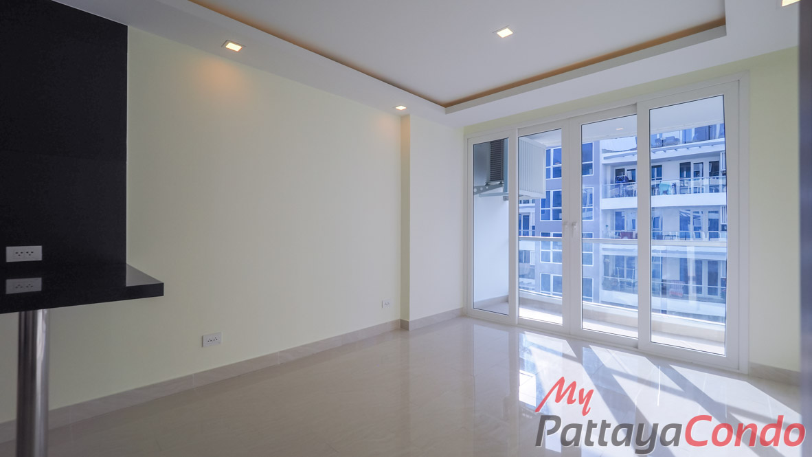 Grand Avenue Residence Pattaya Condo For Sale - GRAND160