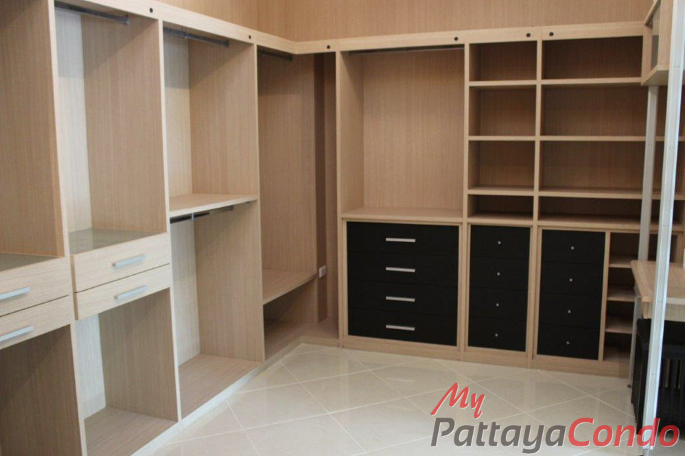 Green Field Villas 3 East Pattaya House For Sale - HEGF302-19