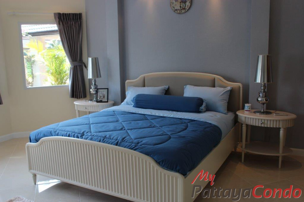 Green Field Villas 3 East Pattaya House For Sale - HEGF302