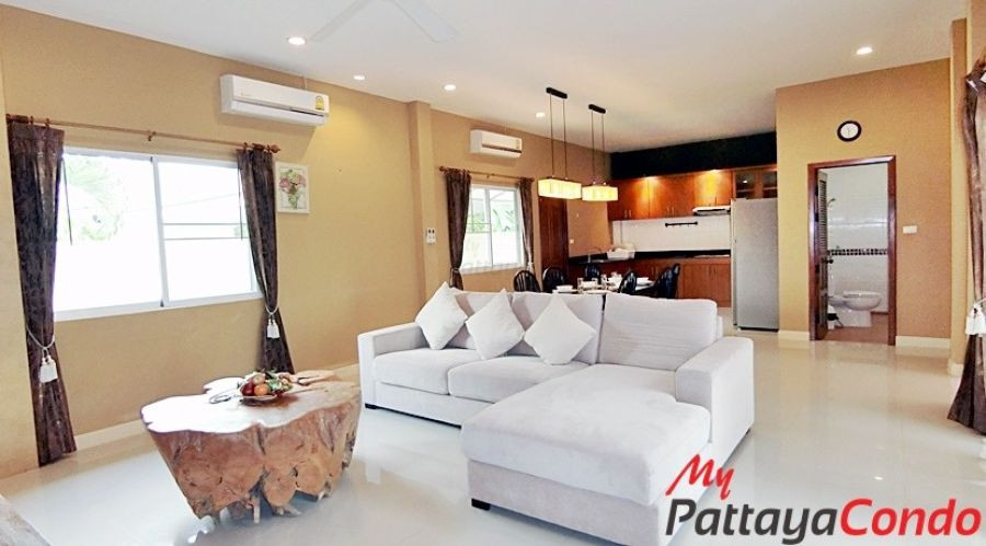 Impress House Village East Pattaya House For Sale - HEIS01