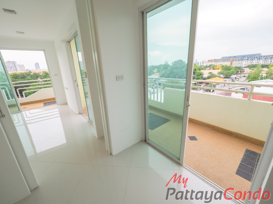 Jada Beach Residence Pattaya For Sale - JDB02