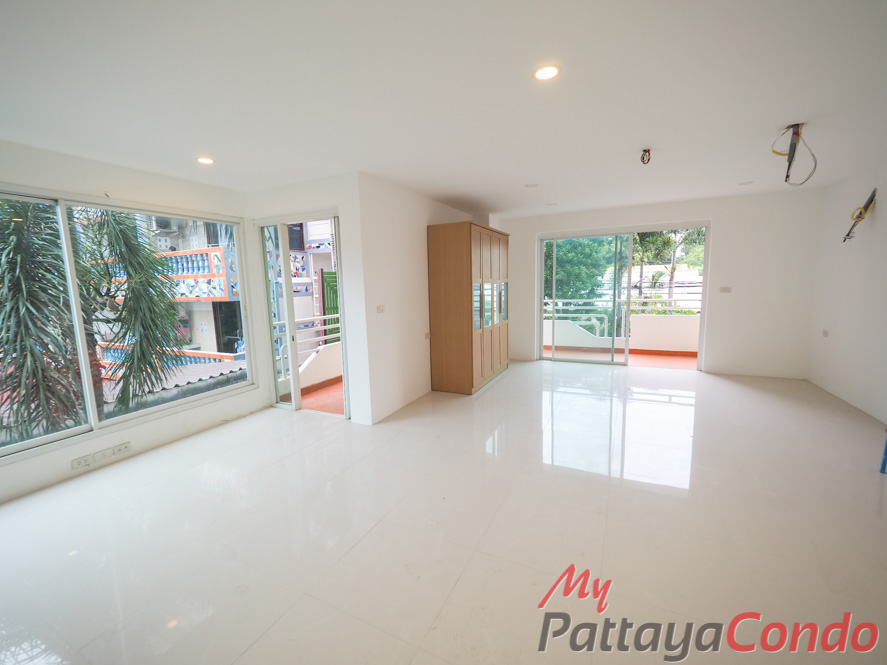 Jada Beach Residence Pattaya For Sale - JDB01