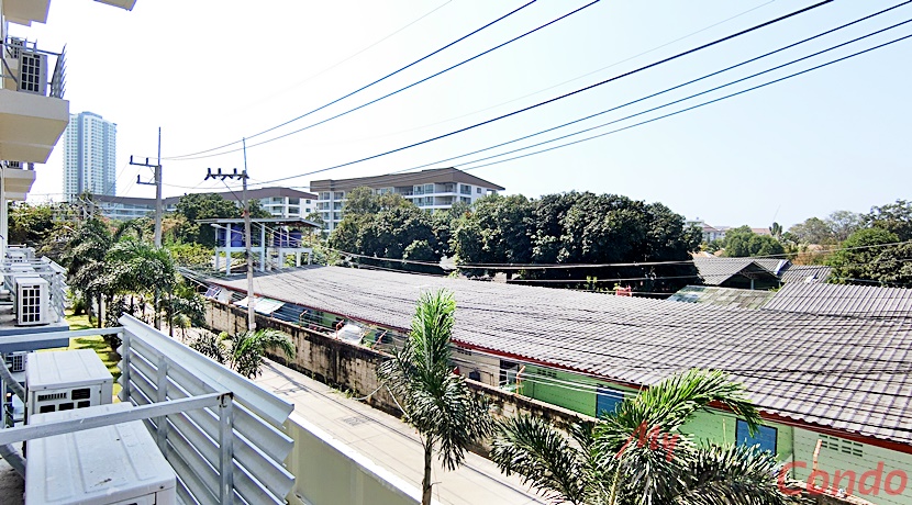 Laguna Beach Resort 2 Jomtien Pattaya Condo For Sale - LBR2J09