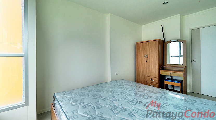 Lumpini Park Beach Jomtien Condo For Sale - LPN09