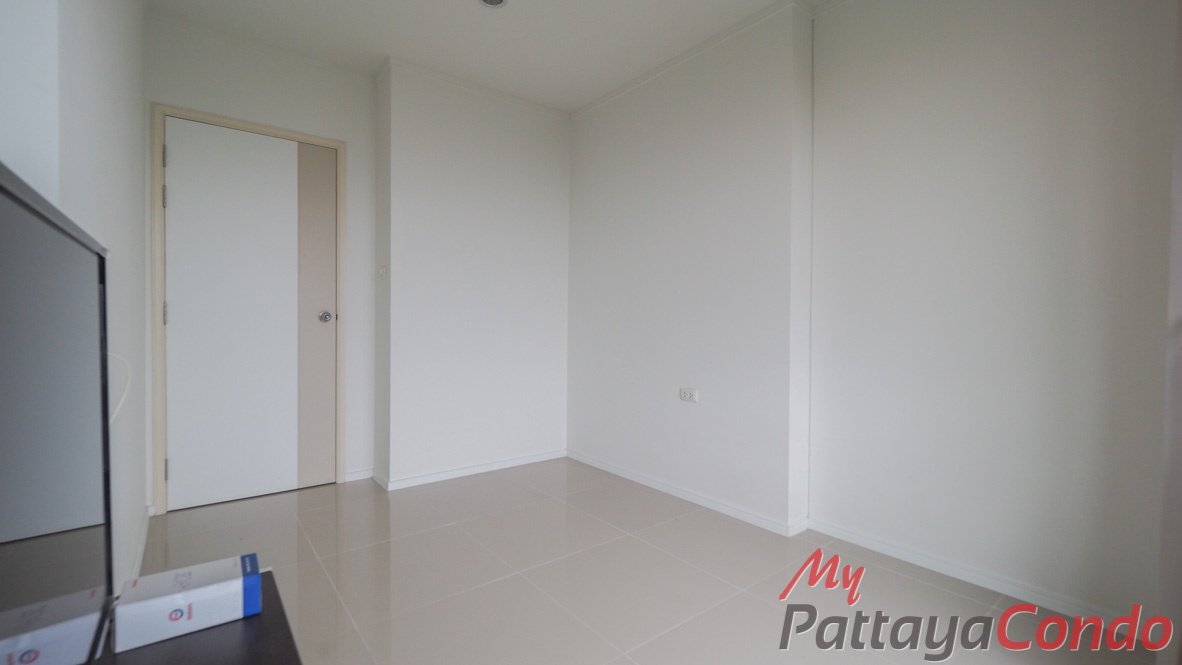Lumpini Park Beach Jomtien Condo For Sale - LPN18