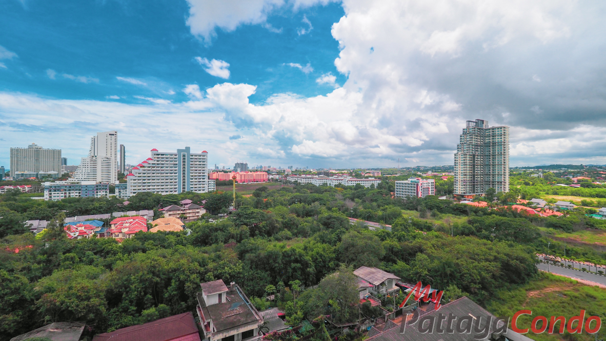 Lumpini Park Beach Jomtien Condo For Sale - LPN18