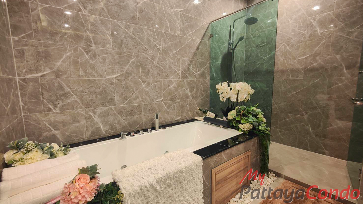 Madcha Nirvana Huay Yai Pattaya House For Sale - HEMCN01-22
