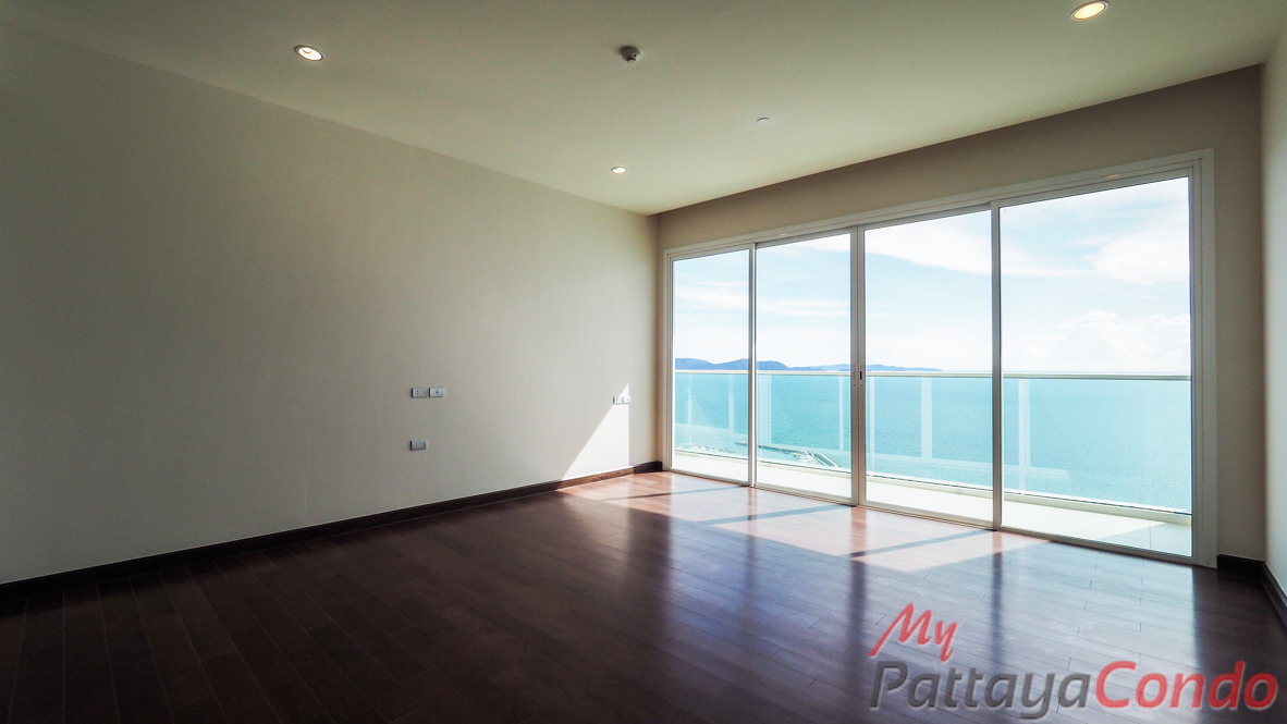 Movenpick White Sand Beach Condo Pattaya For Sale - MWS04-20