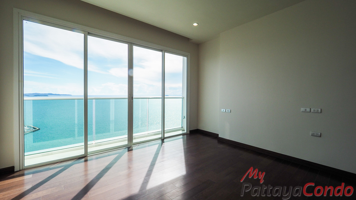 Movenpick White Sand Beach Condo Pattaya For Sale - MWS04-27
