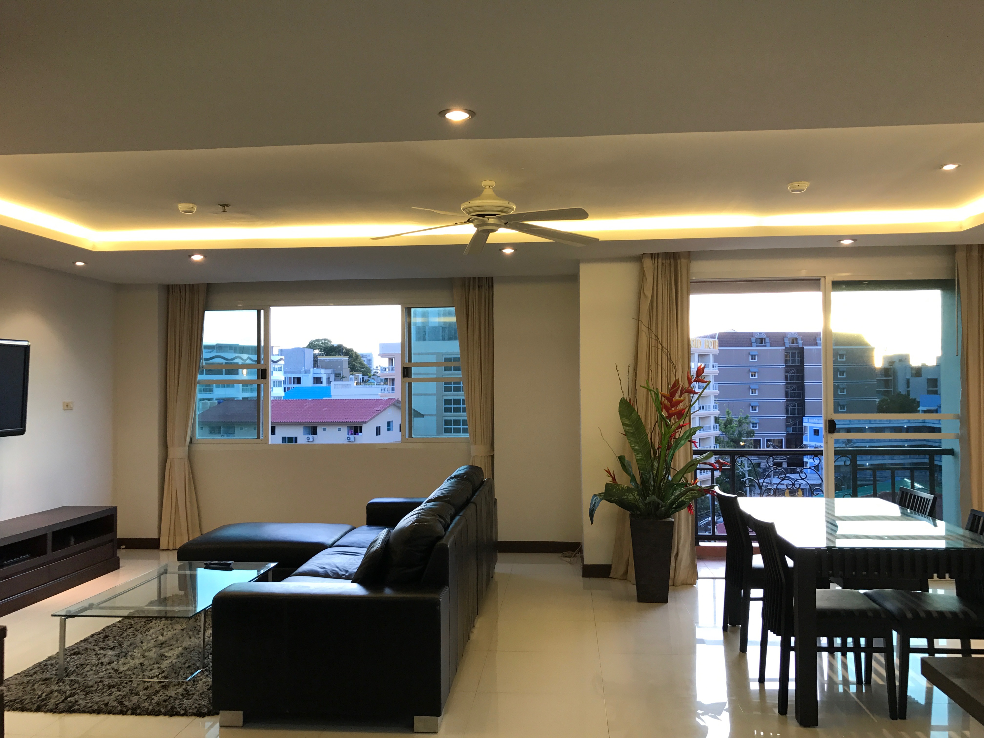 Nova Atrium Condo Pattaya For Sale - NOA01