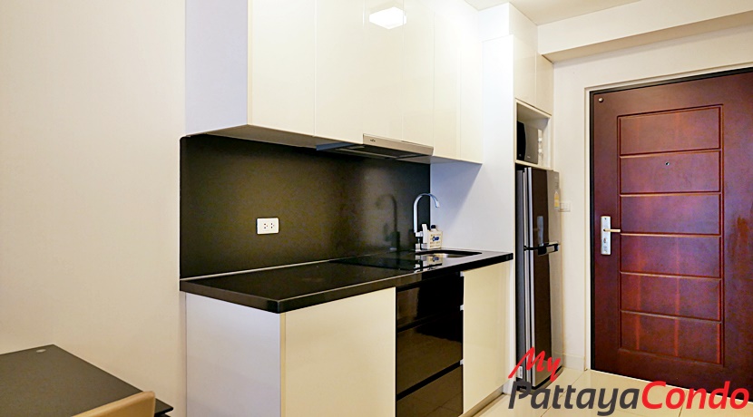 Park Royal 2 Pattaya Condo For Sale - PARK2R02-1