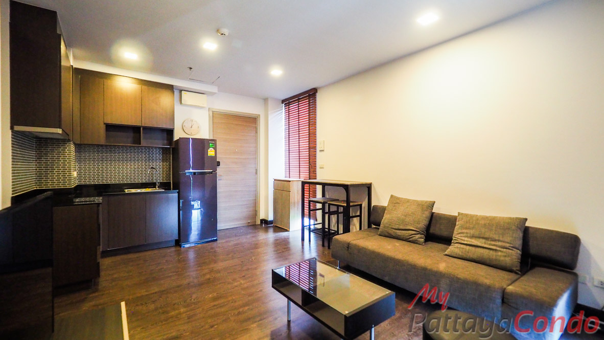 Pattaya Posh Condo For Sale - POSH03
