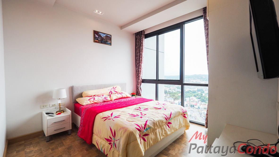 Pattaya Posh Condo For Sale - POSH02