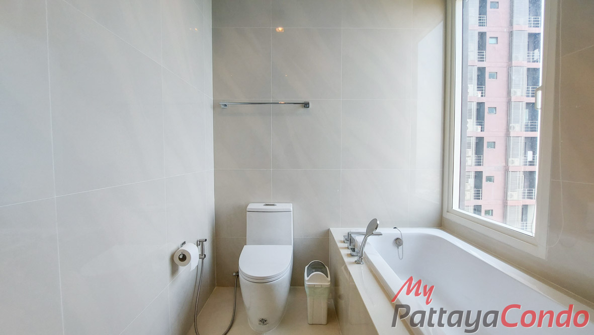 Reflection Jomtien Pattaya Condo For Sale - RF18-26