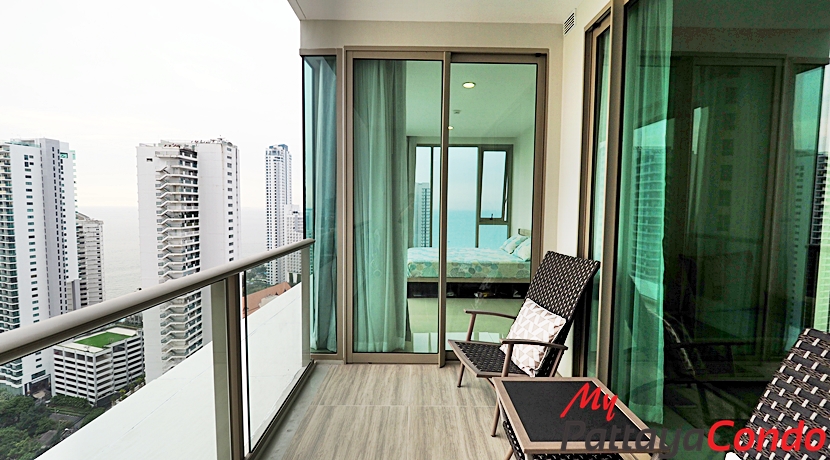 Riviera Wong Amat Condo For Sale - RW09