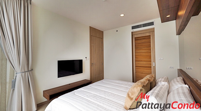 Riviera Wong Amat Condo For Sale - RW22-19