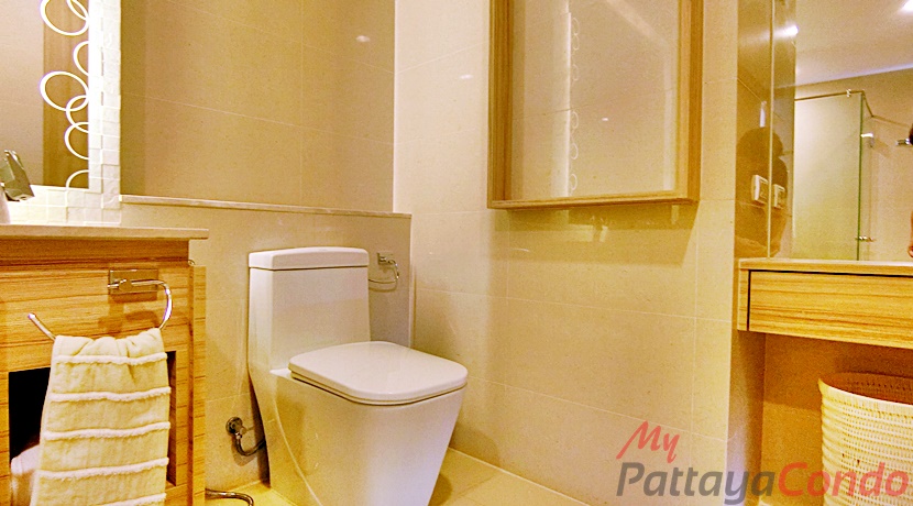 Riviera Wong Amat Condo For Sale - RW10-13