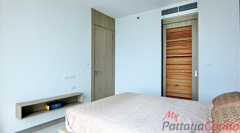 Riviera Wong Amat Condo For Sale - RW10