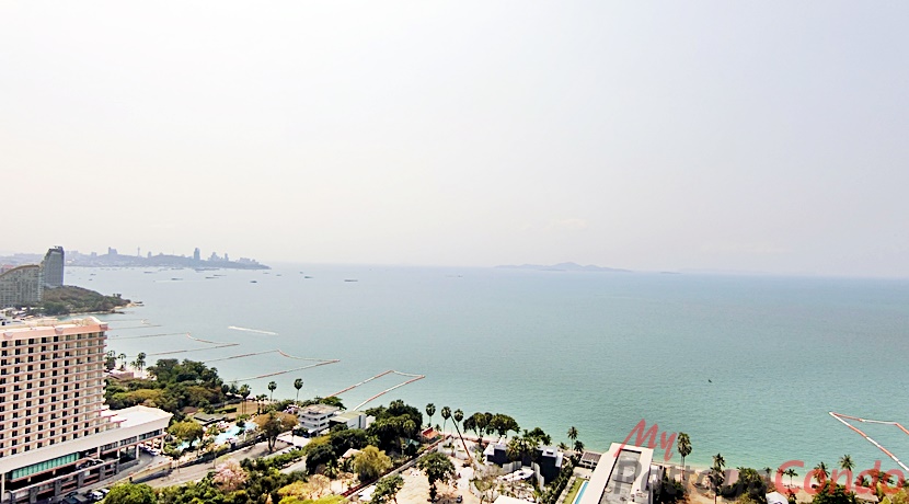 Riviera Wong Amat Condo For Sale - RW10-23
