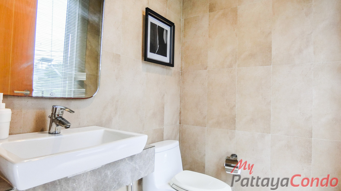 Sandbox Beachfront Villa East Pattaya Townhouse For Sale - HESB01