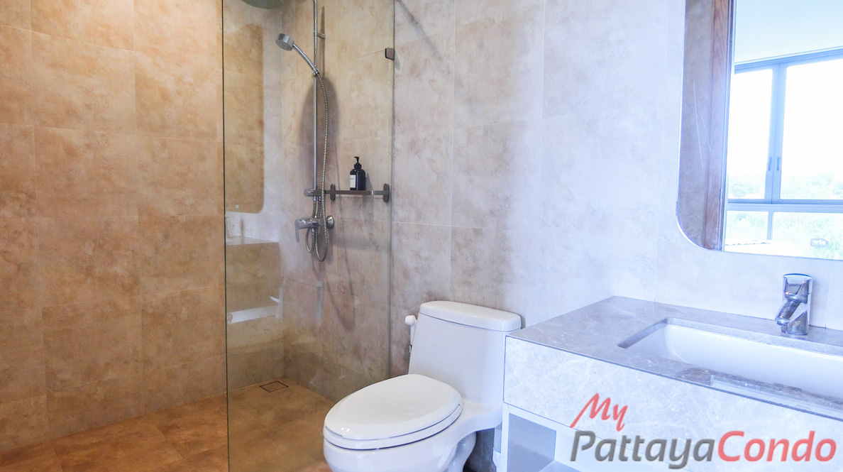 Sandbox Beachfront Villa East Pattaya Townhouse For Sale - HESB01