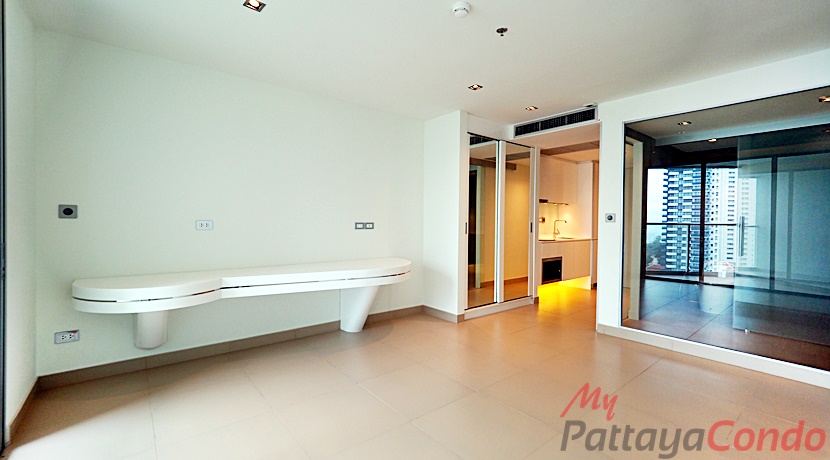 Sands Pratumnak Pattaya Condo For Sale - SAND09