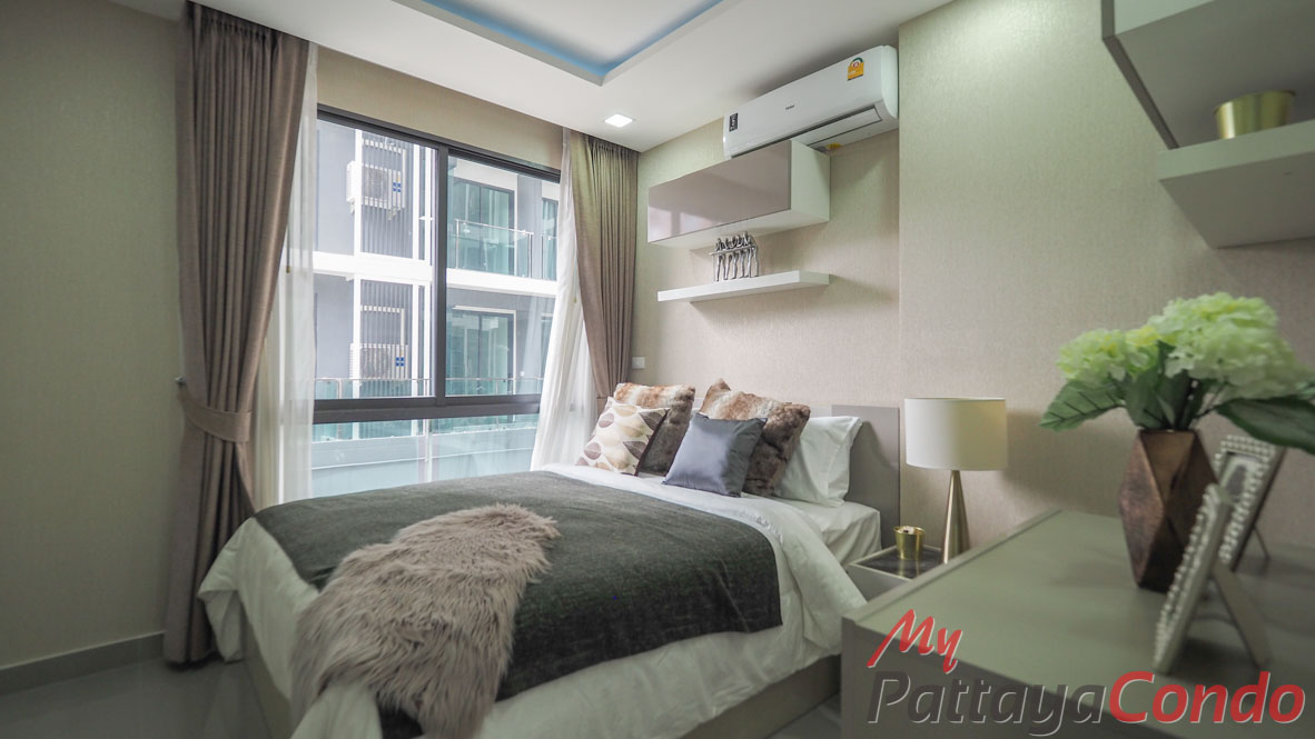 Siam Oriental Star Pattaya Condo For Sale - SOSP01