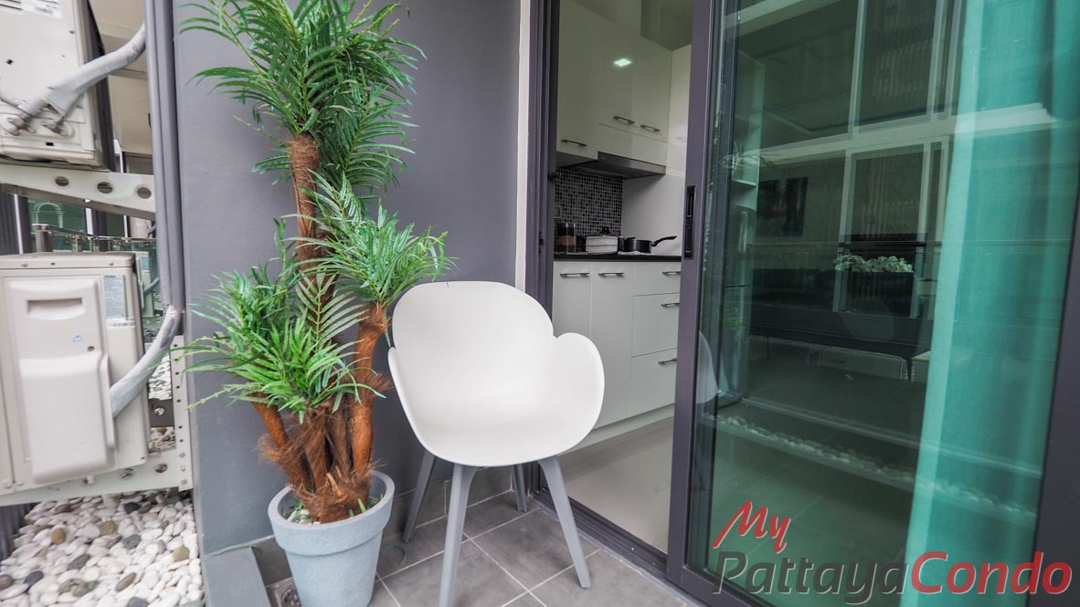 Siam Oriental Star Pattaya Condo For Sale - SOSP01