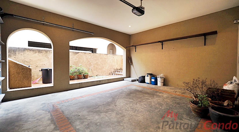 Silk Road Place Village East Pattaya House For Sale - HESKR02