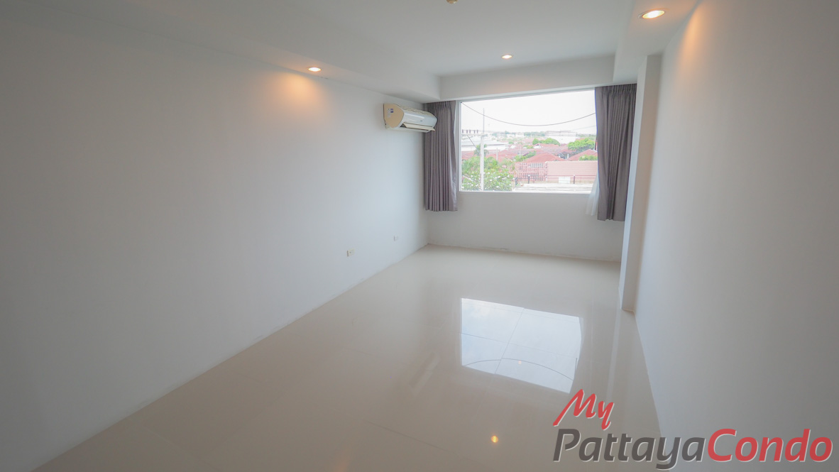 The Mountain Condominium Pattaya For Sale - MT01