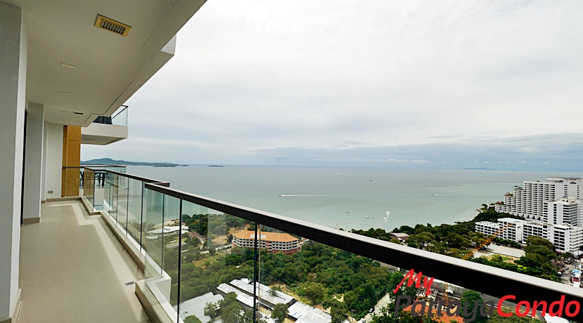 The Peak Towers Condo Pattaya For Sale - PEAKT24